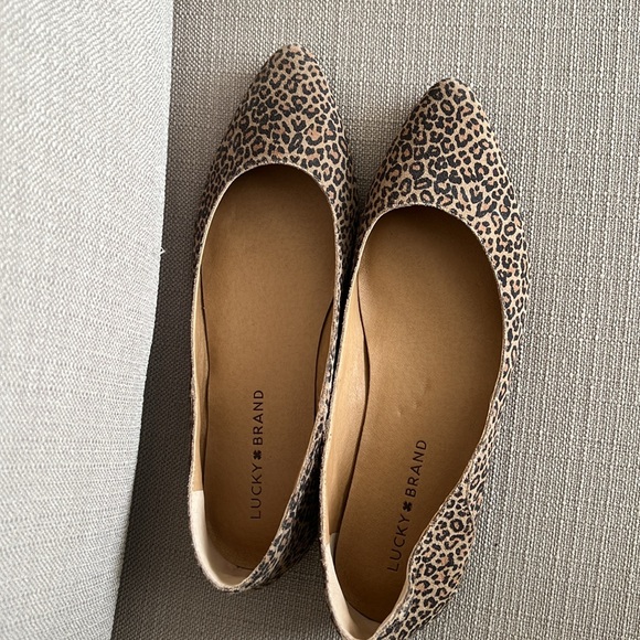 LUCKY Brand Flats ( New without tags) - Picture 2 of 5